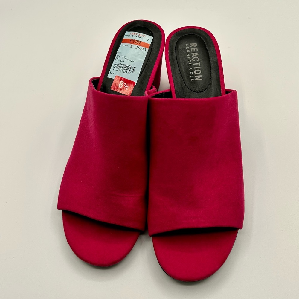 Kenneth Cole Reaction Pink Suede Heels